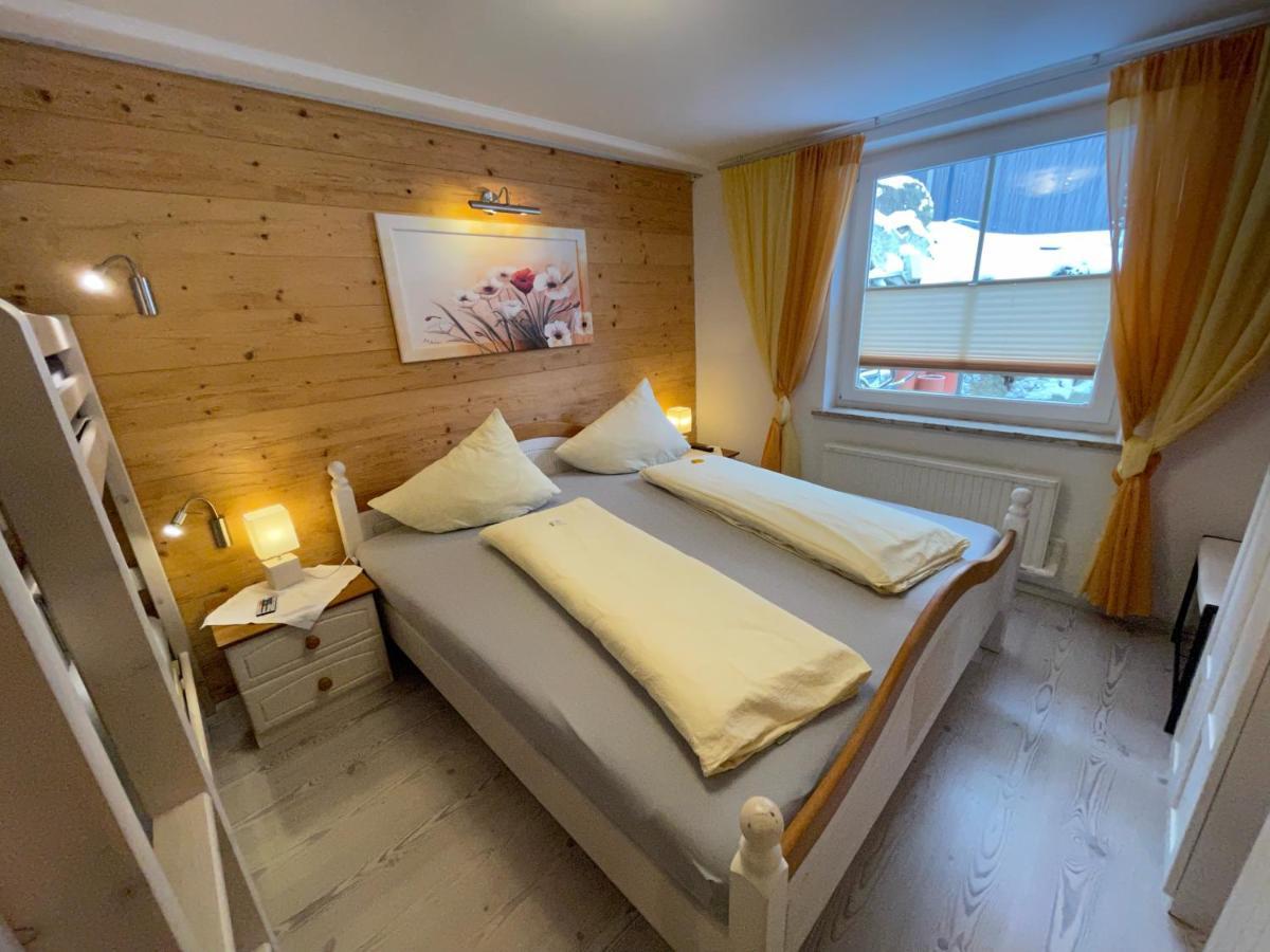 Appartement Holiday Maishofen Exterior photo