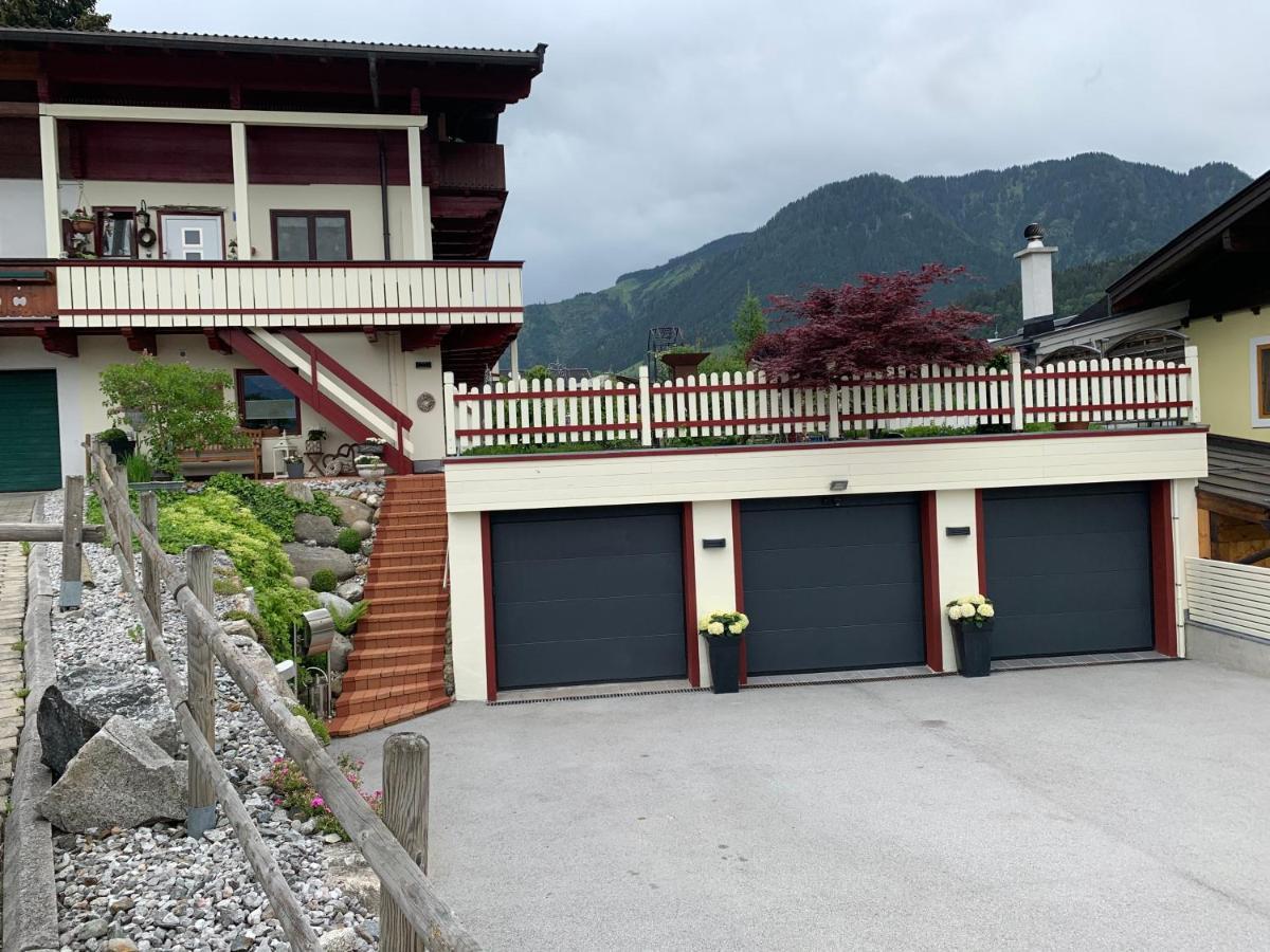 Appartement Holiday Maishofen Exterior photo